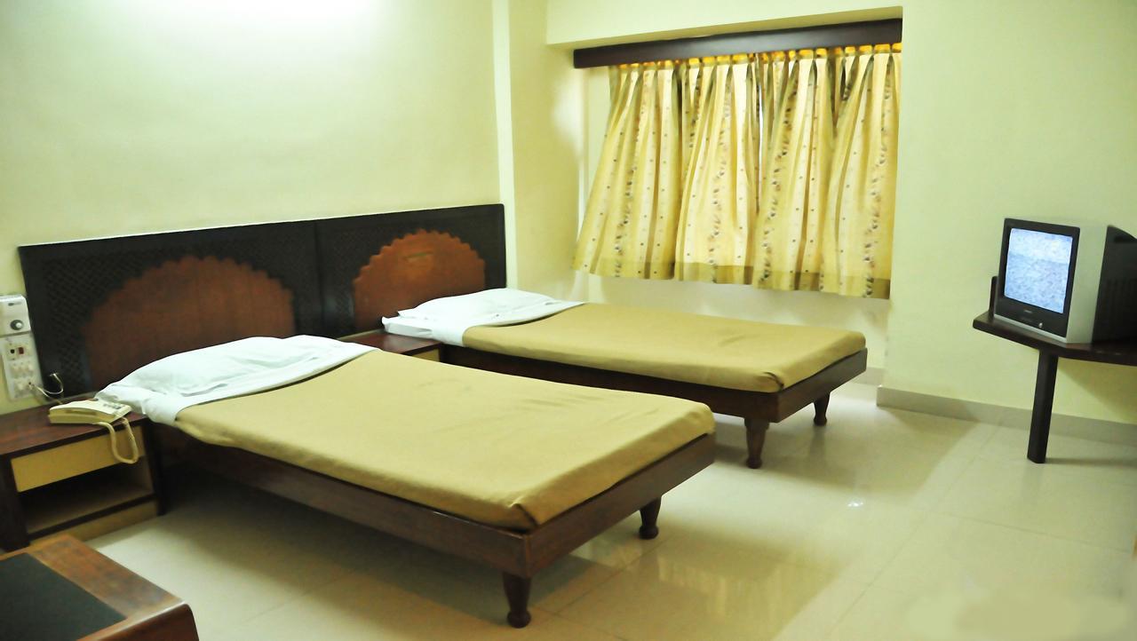 Balajee Palace Otel Haydarabad Dış mekan fotoğraf